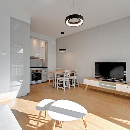 Holiday Apartment Near The Sea - Free Private Parking Gdansk Ngoại thất bức ảnh