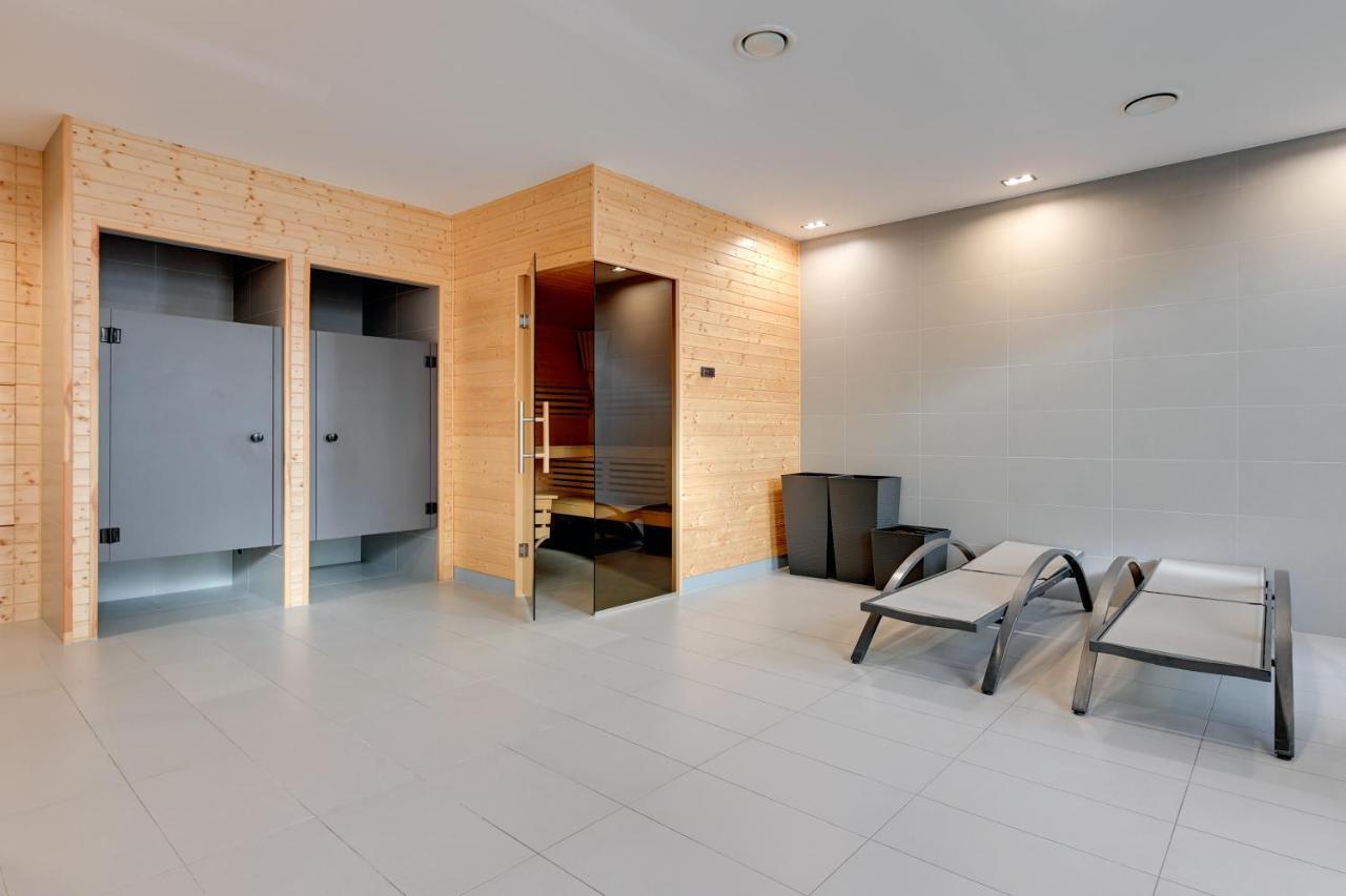 Holiday Apartment Near The Sea - Free Private Parking Gdansk Ngoại thất bức ảnh